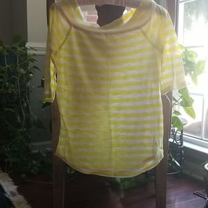 ❤❤❤ American Eagle Top Size Medium (Juniors)